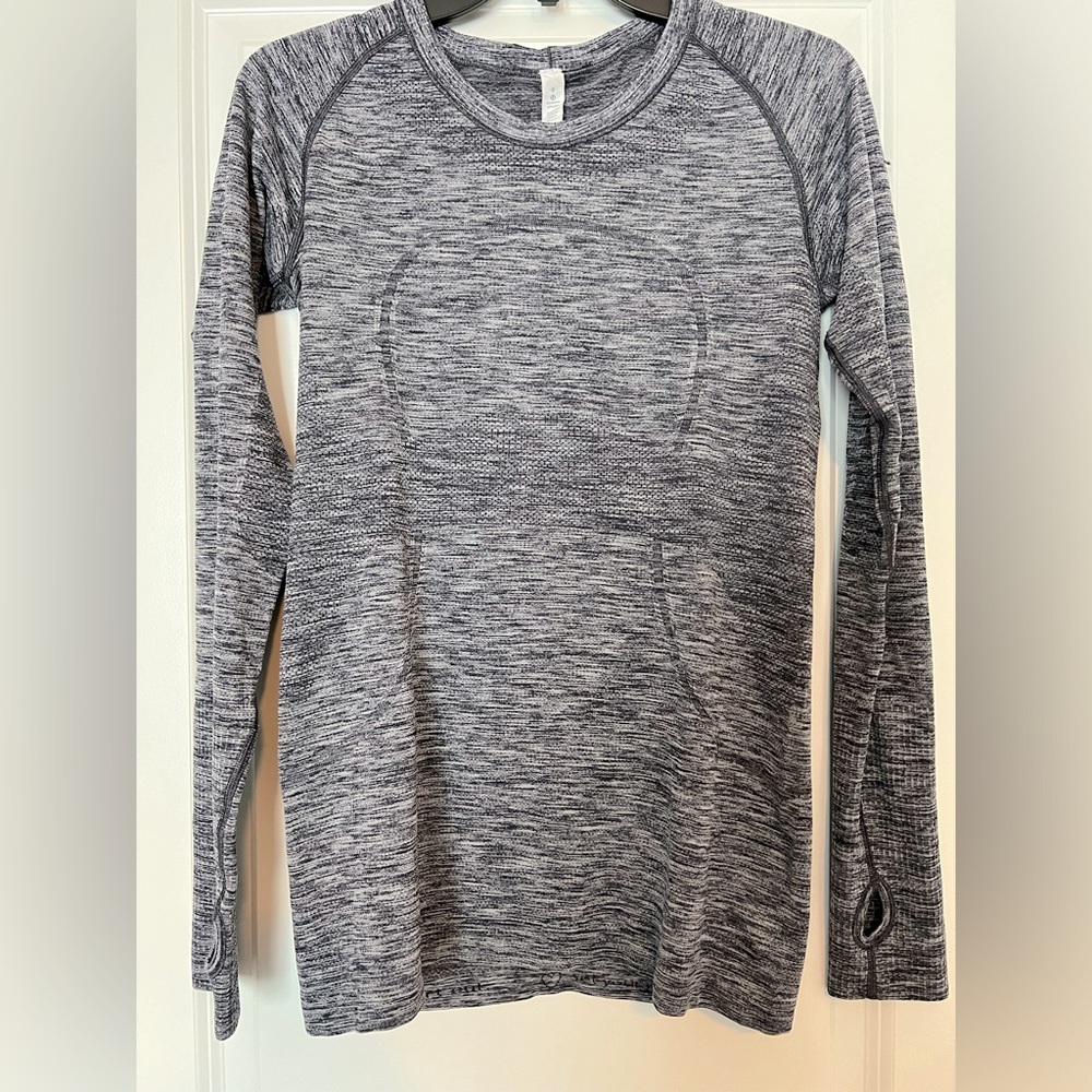 Lululemon Long Sleeve Fitted Omega Purple/Gray Top Sz 8